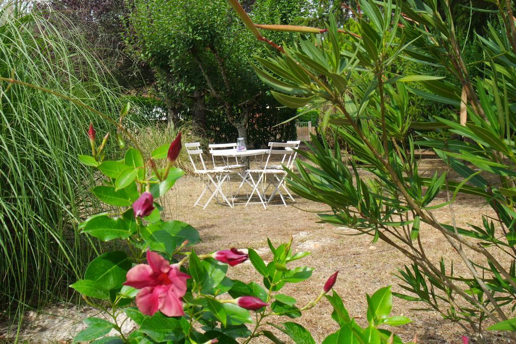 Le Balcon Des Jasses Bed & Breakfast Espere Ngoại thất bức ảnh